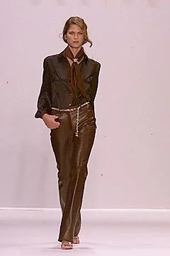 Look 15